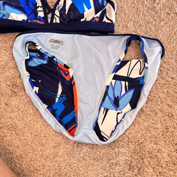 NIKE BIKINI BOTTOM SIZE 12 - Picture 3 of 5